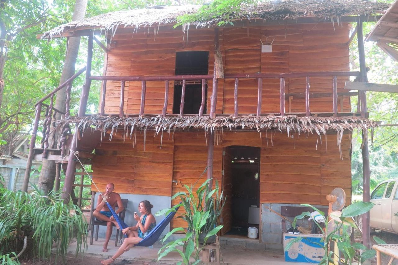 Easy Huts Otel Ko Lanta Dış mekan fotoğraf