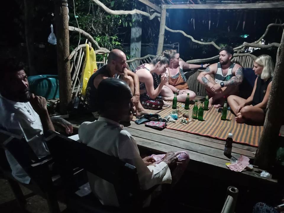 Easy Huts Otel Ko Lanta Dış mekan fotoğraf